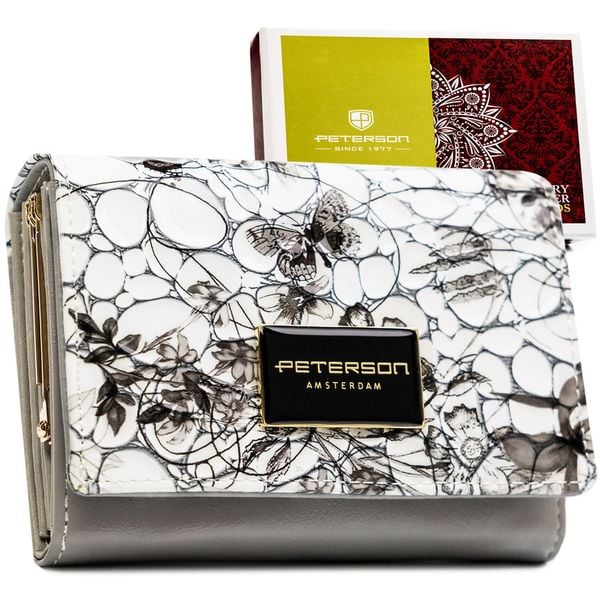 Czarny portfel damski ze skóry naturalnej ozdobiony kwiatowym wzorem PTN PH30-LFL Peterson. Czarne portfele Peterson, bez wzorów, ze skóry. Za 89.99 zł.