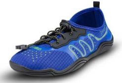 Buty do wody wielofunkcyjne Aqua Speed Kameleo. Czarne buty treningowe Aqua-Speed, bez wzorów, z gumy, bez zapięcia, na fitness i siłownię. Za 93.99 zł.