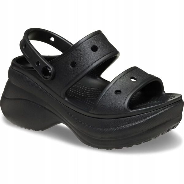 Sandały dla Kobiet Crocs Bae Sandal. Czarne sandały Crocs, bez wzorów, z materiału, eleganckie, bez obcasa, na platformie, bez zapięcia. Za 119.99 zł.