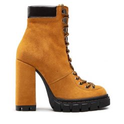 Botki Eva Minge. Żółte botki Eva Minge, bez wzorów, bez obcasa, na słupku, bez zapięcia. Za 369.99 zł.