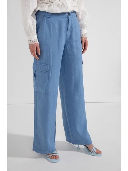 Josephine & Co Lniane bojówki w kolorze niebieskim rozmiar: 40. Niebieskie spodnie materiałowe Josephine & Co, bez wzorów, ze lnu. Za 153.71 zł.