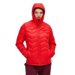 Kurtka Peak Performance damska Elevate Liner Hood Jacket czerwona - XL. Czerwone kurtki Peak Performance, xl, bez wzorów, z puchu, bez kaptura. W wyprzedaży za 1,059.00 zł.
