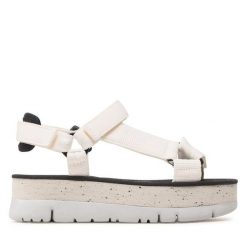 Sandały Camper. Białe sandały Camper, bez wzorów, bez obcasa, na płaskiej podeszwie, bez zapięcia. Za 289.99 zł.