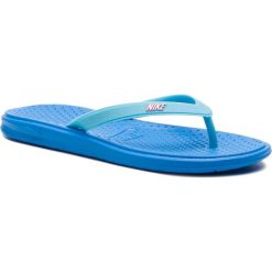Japonki NIKE - Solay Thong (GS/PS) 882827 401 Phooto Blue. Niebieskie japonki Nike, bez wzorów, z tworzywa sztucznego, sportowe. Za 94.00 zł.