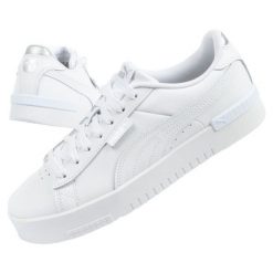 Buty Puma Jada 386401 01 białe. Białe buty treningowe bez wzorów, ze skóry, bez zapięcia. Za 290.54 zł.