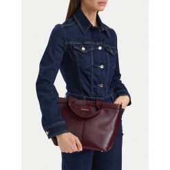 Torebka MEXX. Czerwone torebki klasyczne Mexx, bez wzorów, bez dodatków. Za 199.99 zł.
