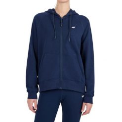 Bluza damska 4F z kapturem, regular fit. Niebieskie bluzy 4f, m, bez wzorów, z bawełny, sportowe, bez ramiączek, z kapturem. Za 120.99 zł.