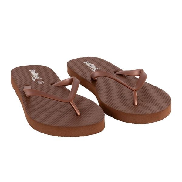 Klapki Softee Creta Brązowe. Brązowe klapki Softee, bez wzorów, sportowe, bez obcasa, bez zapięcia. Za 146.99 zł.