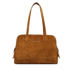 Torebka LOVE MOSCHINO. Brązowe torebki klasyczne Love Moschino, bez wzorów, klasyczne, bez dodatków. Za 839.99 zł.