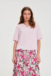 Koszula z krótkimi rękawami różowa. Czerwone koszule MOODO, bez wzorów, z wiskozy, bez kołnierzyka, bez ramiączek. Za 79.99 zł.