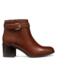 Geox Skórzane botki "New Asheel" w kolorze jasnobrązowym rozmiar: 40. Brązowe botki Geox, bez wzorów, ze skóry, eleganckie, bez obcasa, bez zapięcia. Za 462.29 zł.