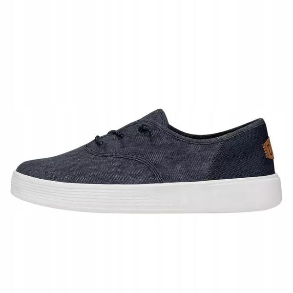HeyDude Damskie Trampki Conway Craft Linen. Niebieskie trampki Hey dude, bez wzorów, z materiału, bez zapięcia. Za 179.00 zł.