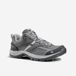 Buty turystyczne damskie Quechua MH100 niskie. Szare buty trekkingowe QUECHUA, z kauczuku, bez zapięcia. Za 179.99 zł.