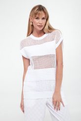 Top damski dziergany ARMANI EXCHANGE. Topy Armani Exchange, xs, bez wzorów, dziergany, bez kołnierzyka, bez ramiączek. W wyprzedaży za 441.75 zł.