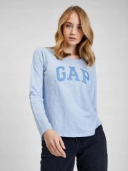 T-SHIRT DAMSKI KOSZULKA Z DŁUGIM RĘKAWEM GAP LONGSLEEVE BAWEŁNA 1. Zielone t-shirty sportowe GAP, uniwersalny, bez wzorów, z bawełny, bez ramiączek, na fitness i siłownię. Za 206.59 zł.
