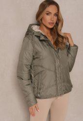 Zielona Kurtka z Pikowanymi Przeszyciami i Kapturem Zdobiona Sznurkami Evivienne. Zielone kurtki Renee, l, z aplikacjami, z dzianiny, klasyczne. Za 189.99 zł.