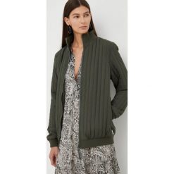 Rains kurtka bomber 18300 Liner High Neck Jacket kolor zielony przejściowa. Zielone kurtki Rains, l, bez wzorów, bez kaptura. Za 509.99 zł.