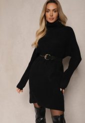 Czarna Sukienka Dzianinowa Prążkowana Lialethe. Czarne sukienki Renee, do pracy, bez wzorów, z dzianiny, biznesowe, bez kołnierzyka, bez ramiączek, oversize. W wyprzedaży za 151.99 zł.