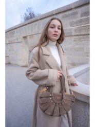 Maison héritage PARIS Skórzana torebka "Sparti" w kolorze szarobrązowym - 34,5 x 21 x 8 cm rozmiar: onesize. Brązowe torebki klasyczne maison héritage PARIS, bez wzorów, z materiału, przez ramię, bez dodatków. Za 369.99 zł.