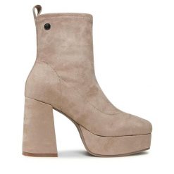Botki Refresh. Brązowe botki Refresh, bez wzorów, bez obcasa, na słupku, bez zapięcia. Za 169.99 zł.