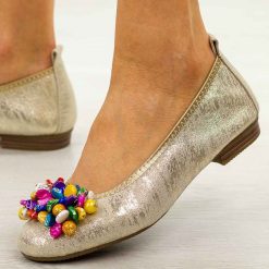 Złote skórzane baleriny damskie Filippo Dp6159/26. Żółte baleriny Filippo, bez wzorów, z materiału, eleganckie, bez obcasa, bez zapięcia. W wyprzedaży za 192.72 zł.