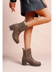 Foreverfolie Botki w kolorze brązowym rozmiar: 36. Brązowe botki Foreverfolie, bez wzorów, eleganckie, bez obcasa, bez zapięcia. Za 174.95 zł.