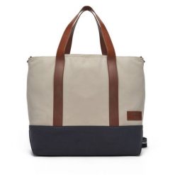 Torba Tommy Hilfiger. Brązowe torby sportowe Tommy Hilfiger, bez wzorów. Za 459.99 zł.