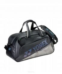 Torba tenisowa Yonex Expert Boston Bag. Czarne torby sportowe YONEX, bez wzorów, z materiału, na ramię. Za 639.00 zł.