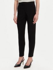 French Connection Spodnie materiałowe 74KZA Czarny Tailored Fit. Czarne spodnie materiałowe French Connection, bez wzorów, z materiału. Za 249.99 zł.