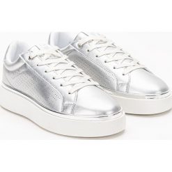 Buty sportowe damskie U.S. Polo Assn. Lucy 103 Silver (LUCY4103S1/Y2). Szare buty treningowe U.S. Polo Assn., na jesień, bez wzorów, bez zapięcia. Za 226.99 zł.