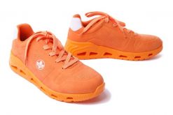 RIEKER N5202-38 orange, półbuty damskie. Brązowe półbuty wsuwane Rieker, bez wzorów, bez obcasa, na koturnie. Za 299.90 zł.