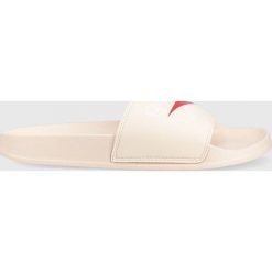 Reebok klapki Fulgere damskie kolor różowy. Brązowe klapki Reebok, bez wzorów, bez obcasa, bez zapięcia. Za 89.99 zł.