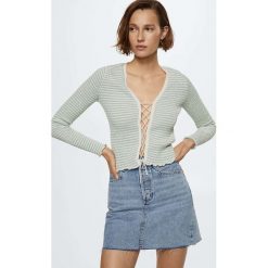 Mango kardigan Zinny damski kolor turkusowy lekki. Niebieskie swetry Mango, l, bez wzorów, z włókna, bez ramiączek. Za 139.99 zł.