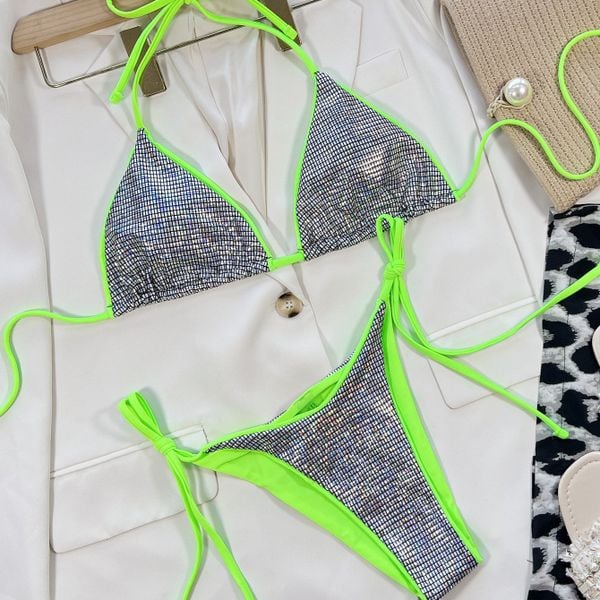 Bikini plażowe szybkoschnące błyszczące Ludgarda. Bikini Intica, bez wzorów, z materiału. Za 129.00 zł.
