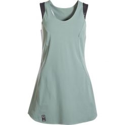Sukienka tenisowa damska Artengo Light 900. Zielone sukienki ARTENGO, bez wzorów, z elastanu, sportowe, bez kołnierzyka, bez ramiączek, dopasowane. Za 129.99 zł.