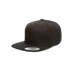 Czapka typu snapback Flexfit Premium. Czarne czapki z daszkiem FLEXFIT, bez wzorów. Za 121.50 zł.