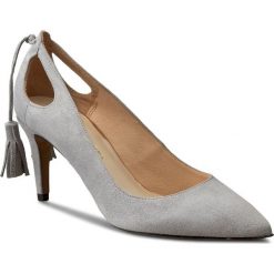 Szpilki BALDOWSKI - W00002-1577-002 Zamsz Jasny/Popiel. Szpilki marki ANSWEAR. W wyprzedaży za 259.00 zł.