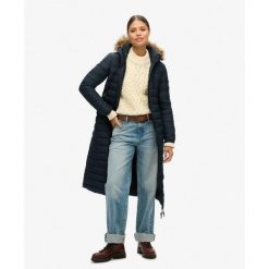 Płaszcz Super Longline Fuji. Niebieskie płaszcze Superdry, bez wzorów, eleganckie, bez kaptura. W wyprzedaży za 640.45 zł.