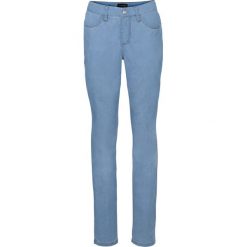 Dżinsy ze stretchem bonprix jasnoniebieski denim. Jeansy marki bonprix. Za 109.99 zł.