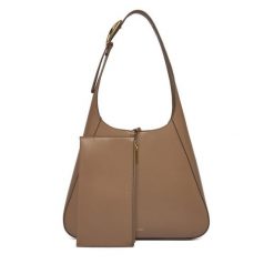 Torebka Calvin Klein. Brązowe torebki klasyczne Calvin Klein, bez wzorów, klasyczne, bez dodatków. Za 649.99 zł.