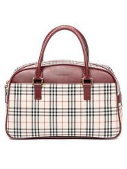 Burberry Torebka w kolorze beżowo-czerwonym - 33 x 22 x 14 cm rozmiar: onesize. Brązowe torebki klasyczne Burberry, bez wzorów, z materiału, bez dodatków. Za 2,435.99 zł.