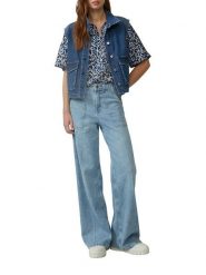 S.Oliver Bluzka w kolorze niebiesko-granatowym rozmiar: 38. Niebieskie bluzki S.Oliver, s, bez wzorów, bez kołnierzyka, bez ramiączek. Za 86.99 zł.