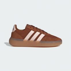 Buty Barreda Decode. Brązowe buty treningowe adidas, bez wzorów, bez zapięcia. Za 369.00 zł.