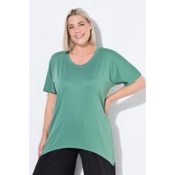 Damskie Koszula funkcjonalna wydłużone boki okrągły dekolt. Zielone koszule Ulla Popken, plus size, bez wzorów, z elastanu, sportowe, bez kołnierzyka, plus size, bez ramiączek. Za 239.99 zł.