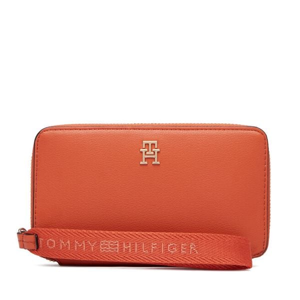 Portfel Tommy Hilfiger. Brązowe portfele Tommy Hilfiger, bez wzorów. Za 269.99 zł.