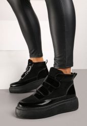 Czarne Botki w Stylu Sneakersów na Platformie z Zapięciem na Rzep Savalithe. Czarne botki Renee, bez wzorów, z jeansu, biznesowe, z okrągłym noskiem, bez obcasa, na platformie, bez zapięcia. W wyprzedaży za 66.49 zł.