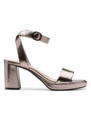 Clarks Skórzane sandały "Ambyrlyn Bay" w kolorze złotym rozmiar: 39,5. Żółte sandały Clarks, bez wzorów, z materiału, z otwartym noskiem, bez obcasa, na koturnie, bez zapięcia. Za 195.77 zł.