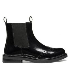Sztyblety Geox. Czarne botki Geox, bez wzorów, bez obcasa, na płaskiej podeszwie, bez zapięcia. Za 589.99 zł.