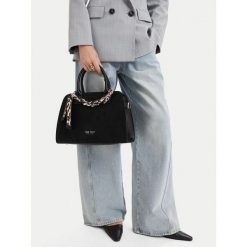 Torebka Nine West. Czarne torebki klasyczne Nine West, bez wzorów, bez dodatków. Za 279.99 zł.