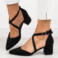 Czarne zamszowe sandały damskie na obcasie z zakrytymi palcami i pietą Sergio Leone Sk830. Czarne sandały Sergio Leone, bez wzorów, ze skóry, eleganckie, bez obcasa, na obcasie, bez zapięcia. Za 159.00 zł.